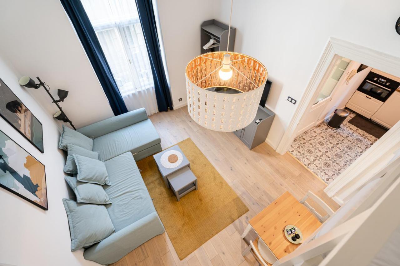 Youth Motive Studio With Gallery Budapest Ngoại thất bức ảnh